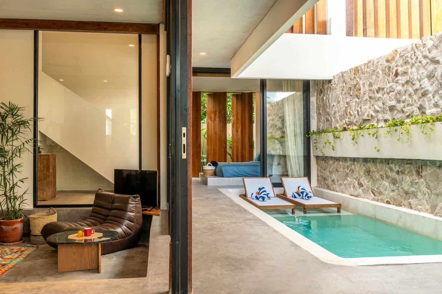 FULLY FURNISHED 2 BEDROOM VILLA FOR SALE LEASEHOLD IN KEROBOKAN BE-769 